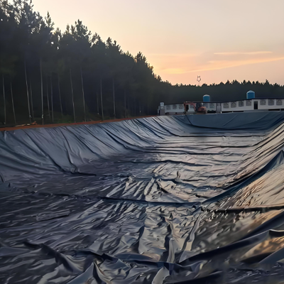 Liner Geomembrane HDPE Tangki Pemanenan Air Hujan Untuk Penyimpanan Retensi Bawah Tanah