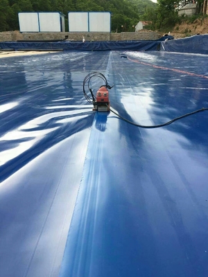 Kolam Renang HDPE Geomembrane Liner 1.5mm TPA Biru