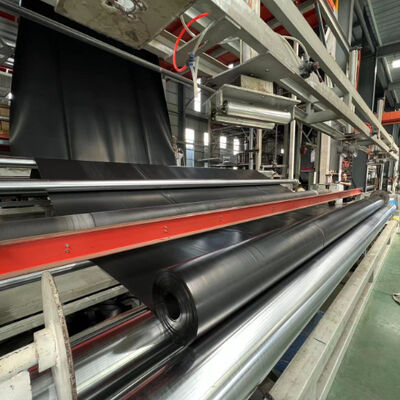 Geomembrane HDPE 0.5mm Halus Kekuatan Tarik Tinggi Kedap Air untuk Bendungan dan Waduk