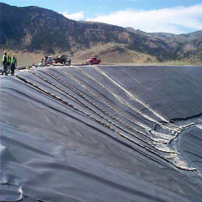 UV Resistant 1.5mm Smooth HDPE Geomembrane Liner untuk Waduk Irigasi Pertanian