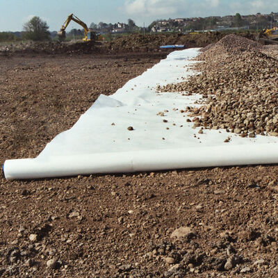 Polypropylene Staple Fiber Non Woven Geotextile Fabric untuk Pemisahan Subgrade Temporary Road