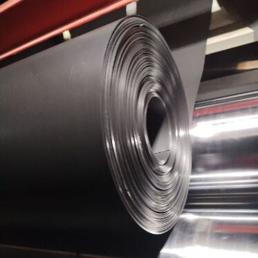 1.5mm HDPE Geomembrane Liner dengan ketahanan kimia khusus untuk Mining Heap Leach Pad