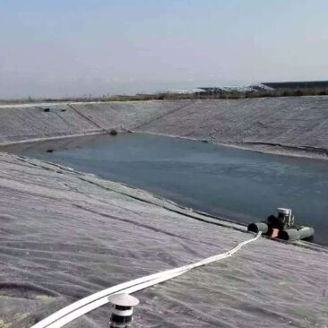 Liner Geomembrane HDPE yang Aman untuk Ikan Untuk Waduk Irigasi Pertanian