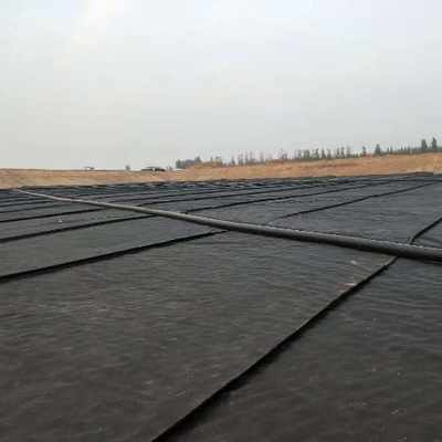 Liner Geomembran HDPE Penghalang Tahan Air Untuk Bahan Kimia Industri Dan Laguna Air Limbah