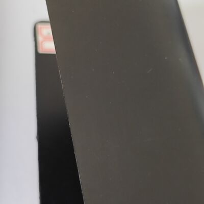 Liner Geomembrane HDPE Hitam Dilindungi UV Untuk Konstruksi Danau Buatan