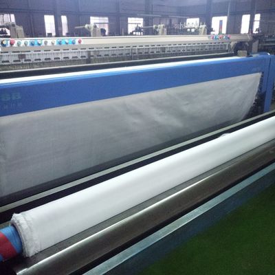 Kekuatan Pencuran CBR 12KN Kain Geotekstil Woven Kekuatan tarik 50KNm hingga 1200KNm Perpanjangan 10 Persen Daya tahan dan bahan untuk konstruksi