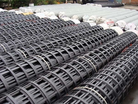 Peregangan Uniaksial Geogrid Sand Fence Road Base Aging Resistance