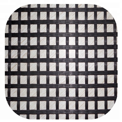 200m PET Geogrid Polyester Geogrid Untuk Jalan 3m 6m Lebar Desain Model 3d