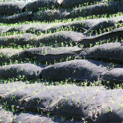 Geotekstil Nonwoven Filament Lembut Yang Memastikan Perlindungan Slop dan Retensi Tanah yang Efektif dalam Proyek Stabilisasi Slop